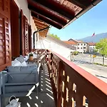 Vikendica Hisa Rejmr With Private Parking *