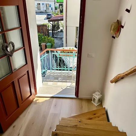 Hisa Rejmr With Private Parking Ferienhaus