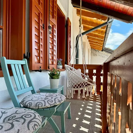 Počitniška hiša Hisa Rejmr With Private Parking Kobarid