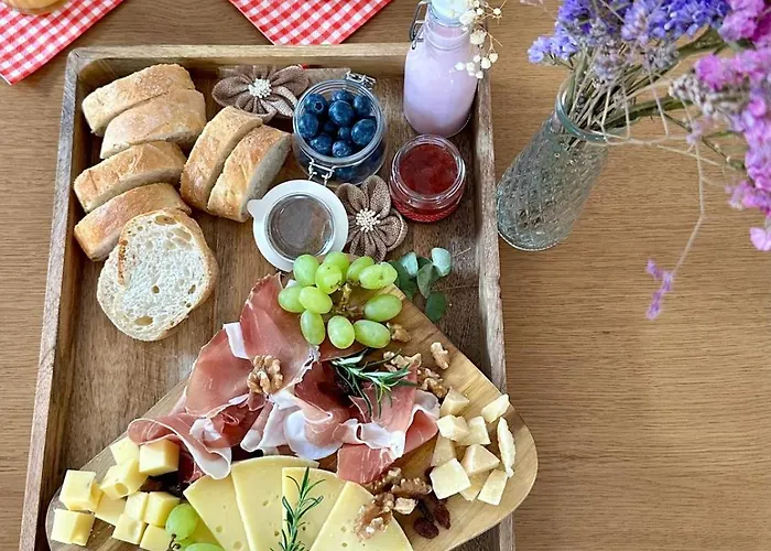 Casa de Férias Hisa Rejmr With Private Parking