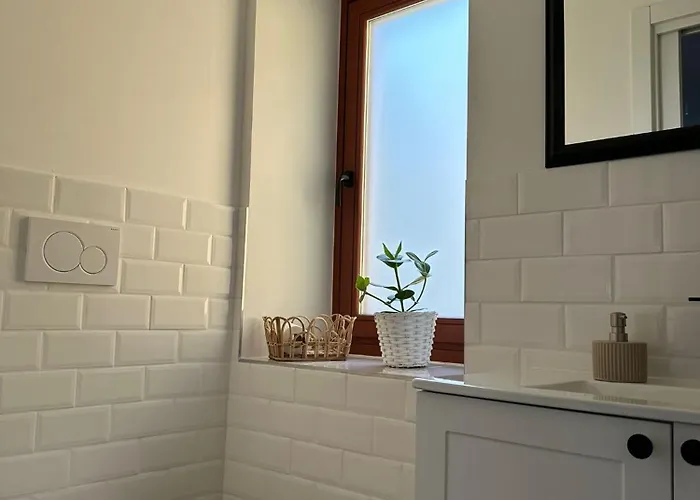 Hisa Rejmr With Private Parking *