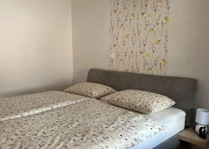 Hisa Rejmr With Private Parking Casa de Férias *