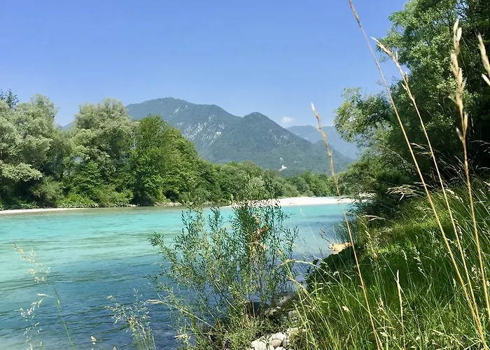 Casa de Férias Hisa Rejmr With Private Parking